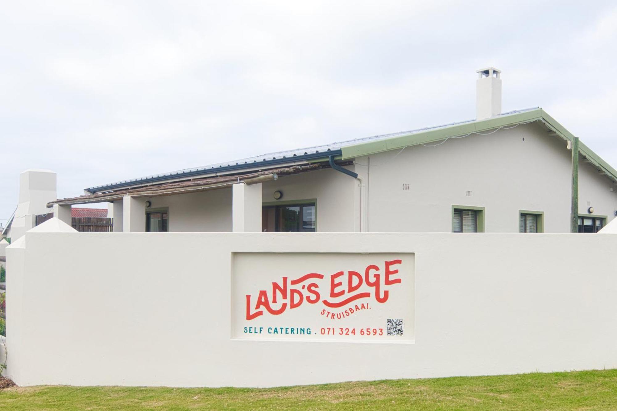 Land'S Edge Eco Friendly Cottages And Apartments Struisbaai Exterior foto